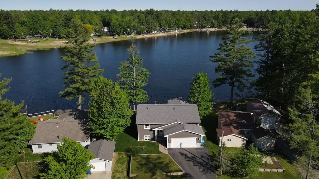 3382 Pinecrest Drive Secord Township MI 48624