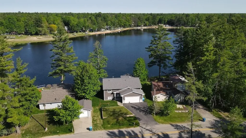 3382 Pinecrest Drive Secord Township MI 48624