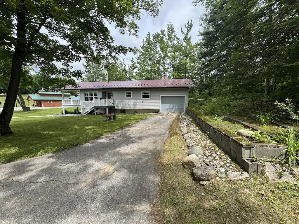 1692 N Galbraith Road Elmer Township MI 48647