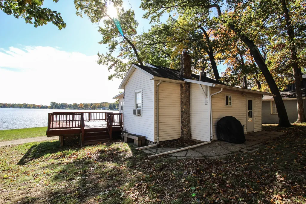 58463 Loop Road Fabius Township MI 49093