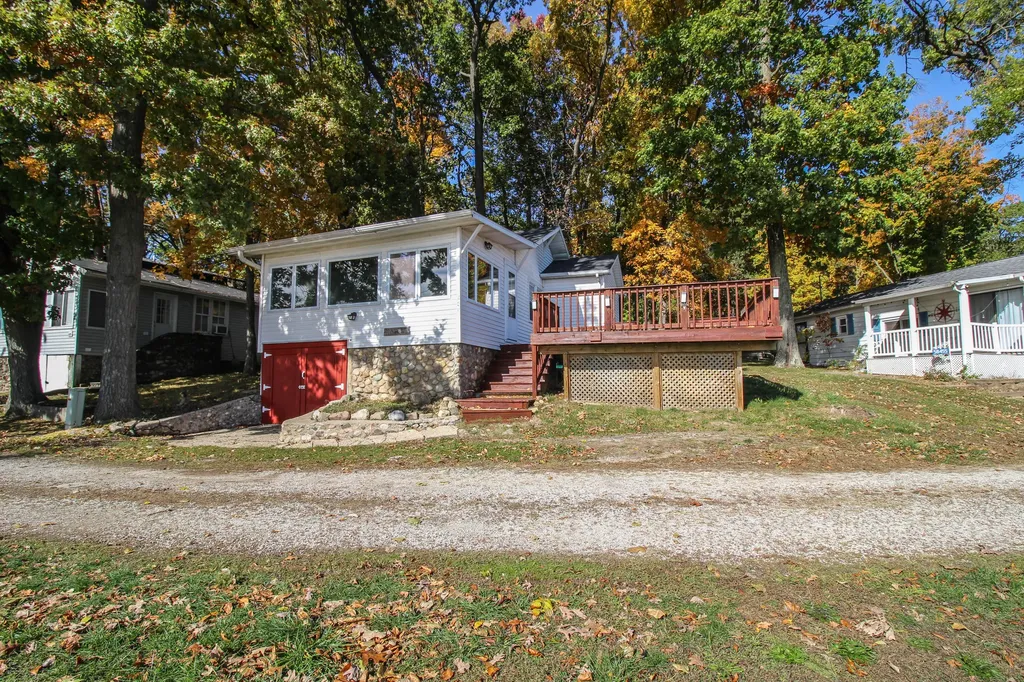 58463 Loop Road Fabius Township MI 49093