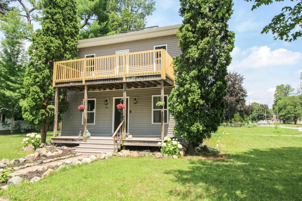 335 E Burr Oak Street Centreville Village MI 49032