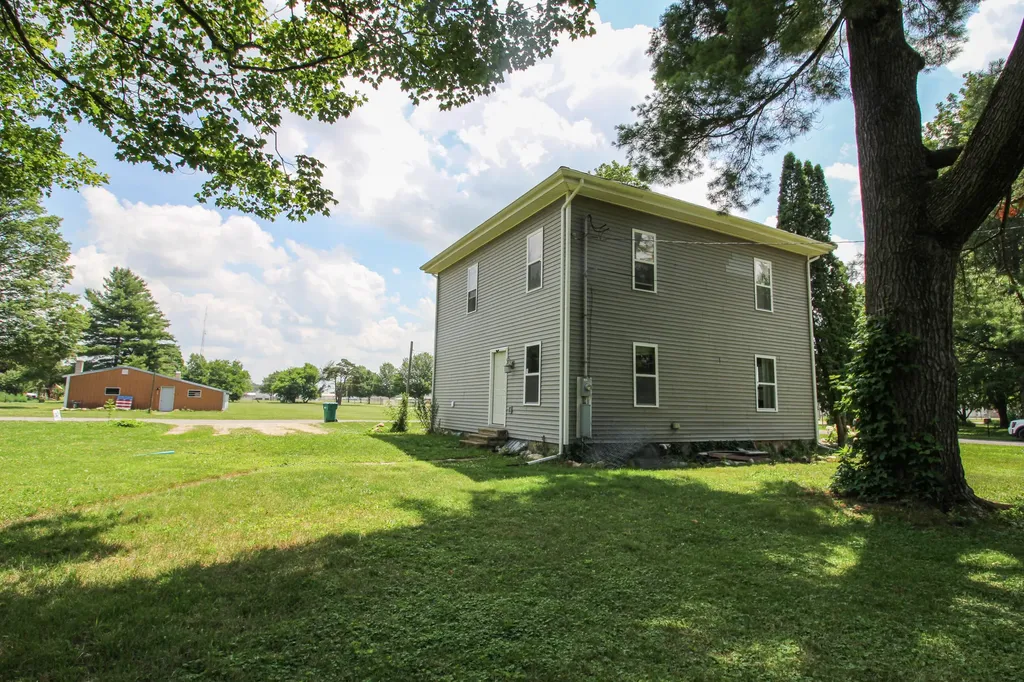 335 E Burr Oak Street Centreville Village MI 49032