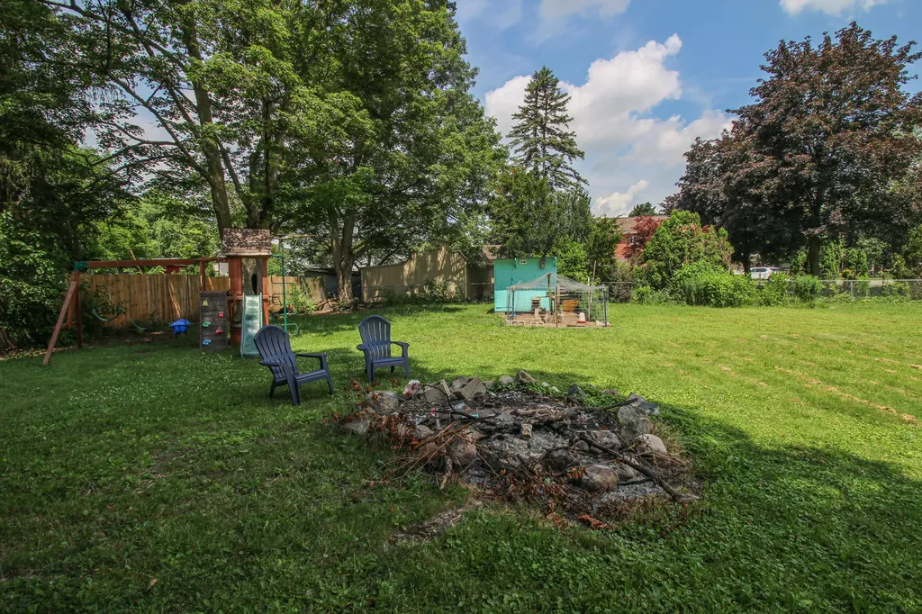 335 E Burr Oak Street Centreville Village MI 49032