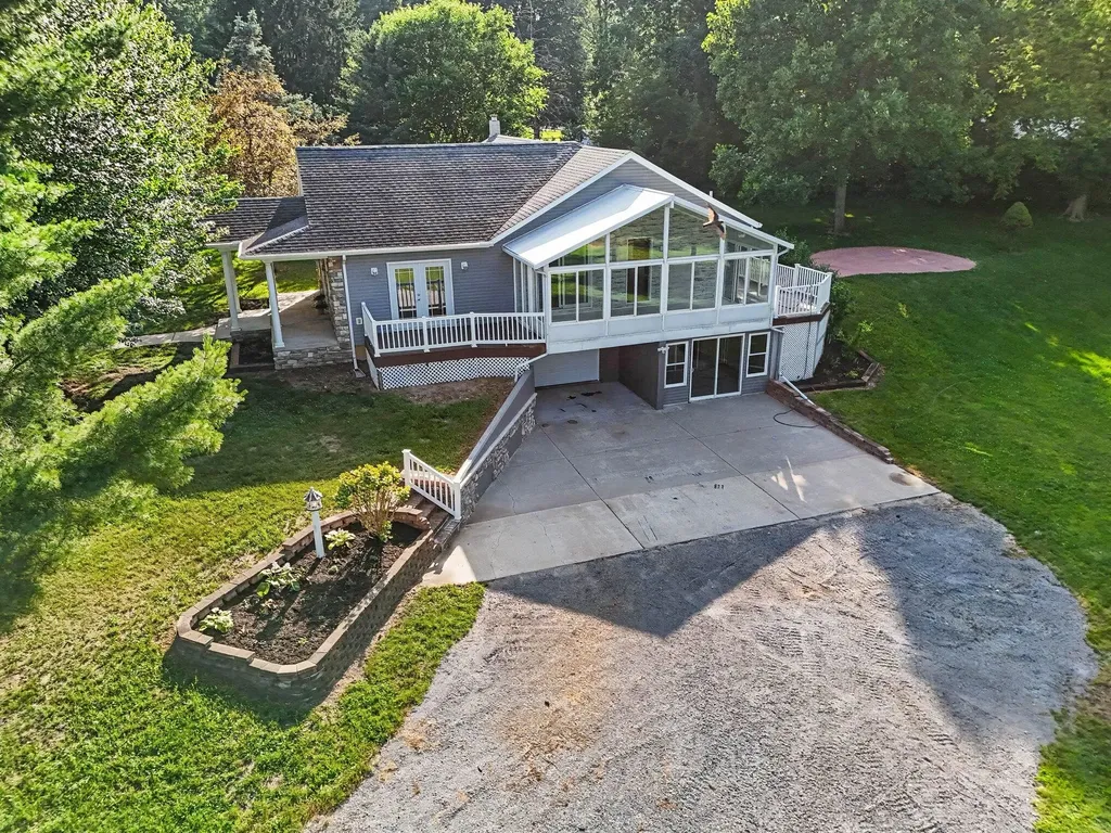 57530 Cool Water Lane Colon Township MI 49040