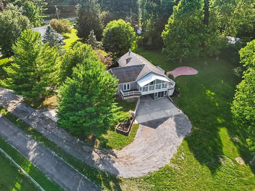 57530 Cool Water Lane Colon Township MI 49040
