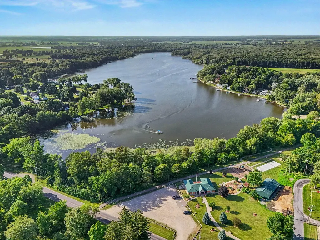 57530 Cool Water Lane Colon Township MI 49040