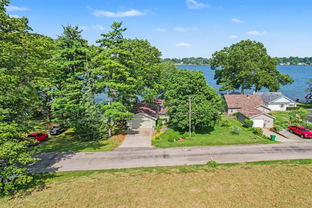 58929 Yeatter Road Colon Township MI 49040