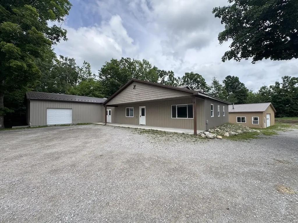 1734 N Galbraith Road Elmer Township MI 48647