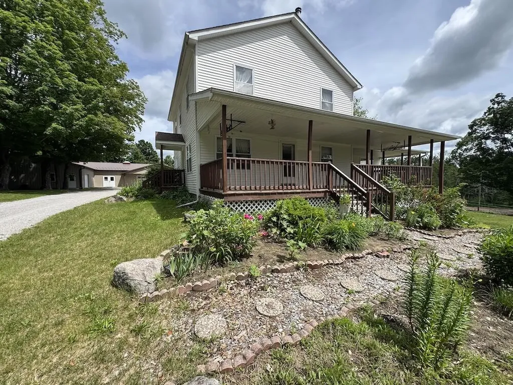 1734 N Galbraith Road Elmer Township MI 48647