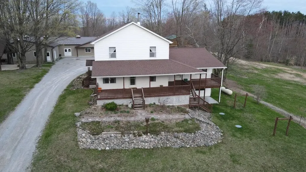 1734 N Galbraith Road Elmer Township MI 48647