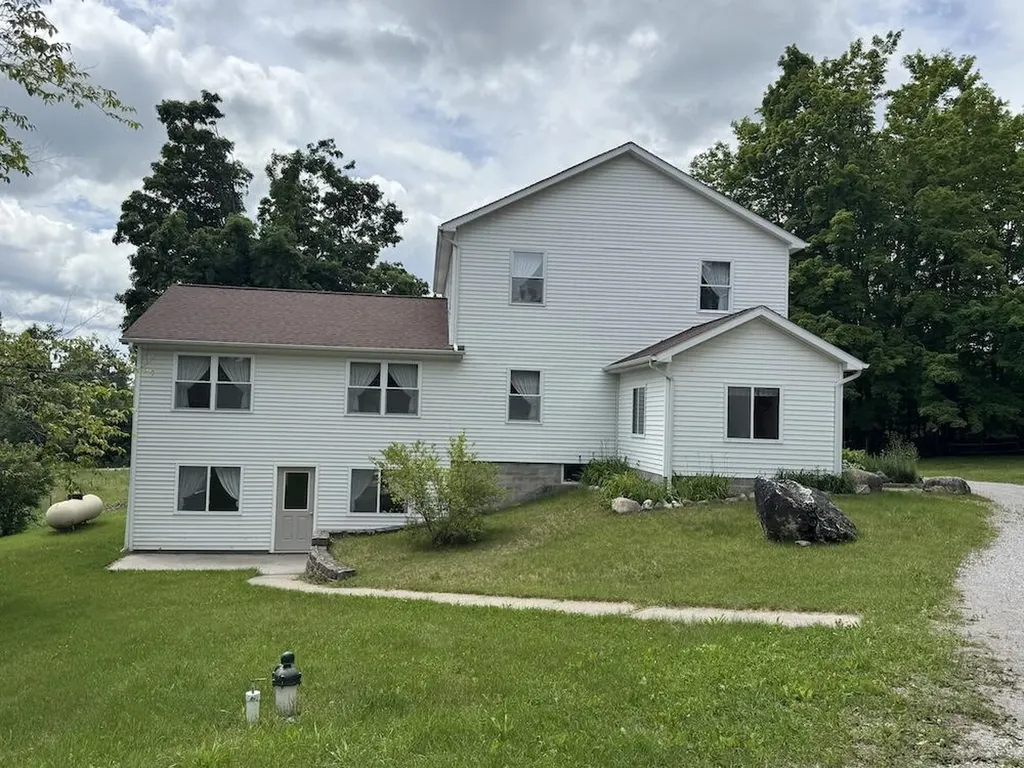 1734 N Galbraith Road Elmer Township MI 48647