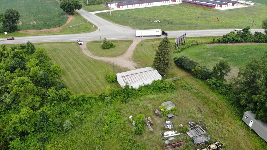 60515 Us 131 Fabius Township MI 49093