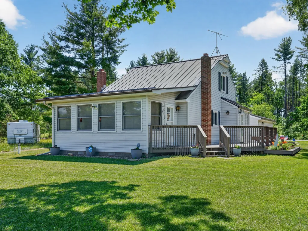 10041 Birch Drive Ferris Township MI 48877