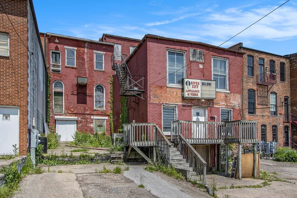 42 N Main Street Three Rivers City MI 49093