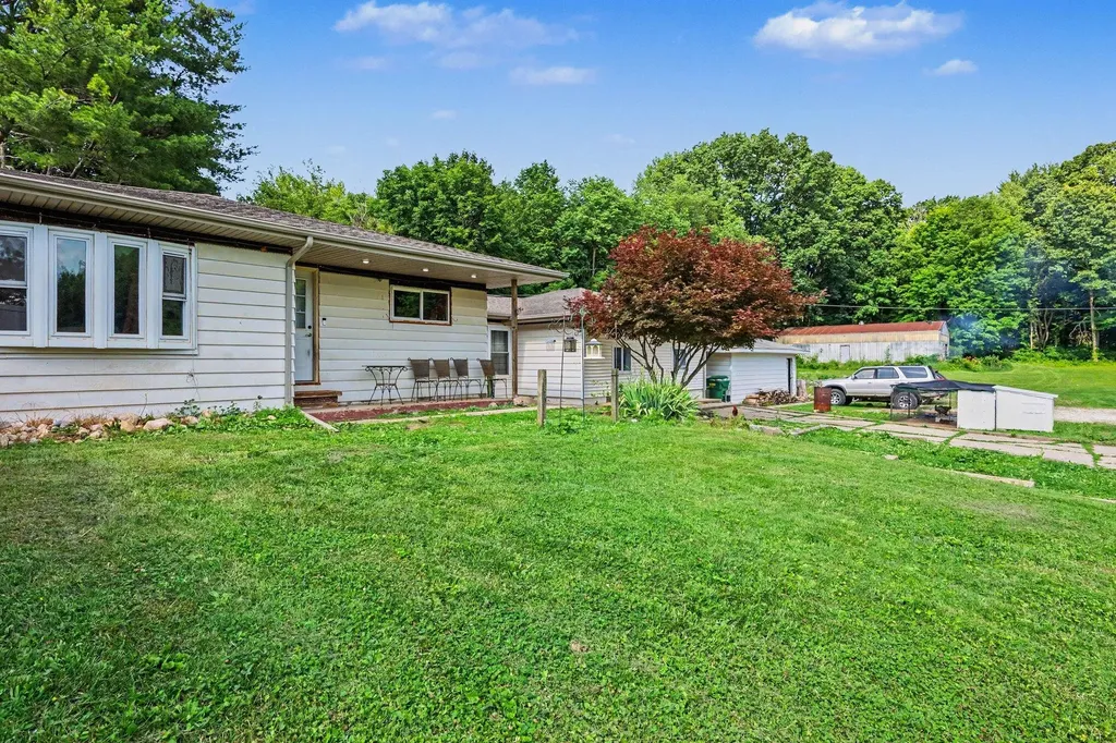 59293 Roberts Road Fabius Township MI 49093