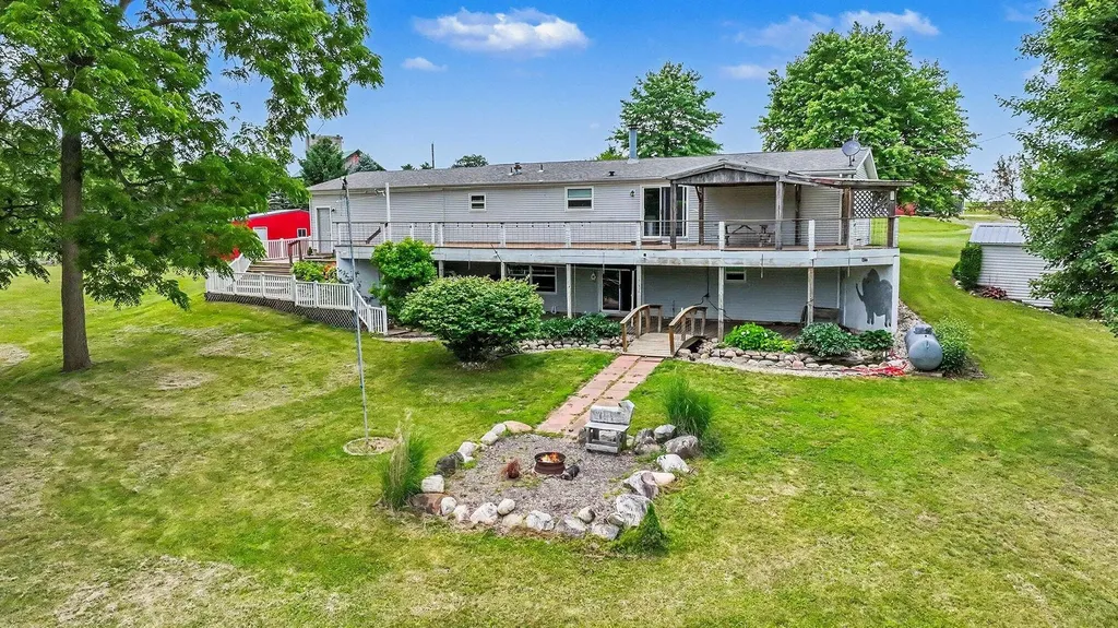 13191 Harder Road Fabius Township MI 49093