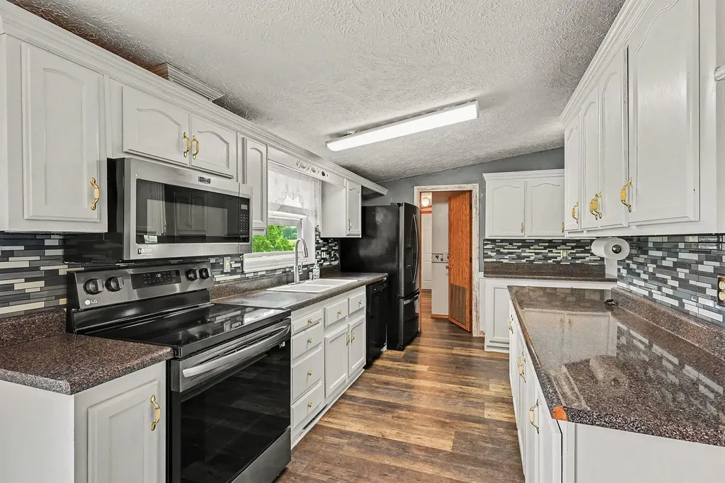 13191 Harder Road Fabius Township MI 49093