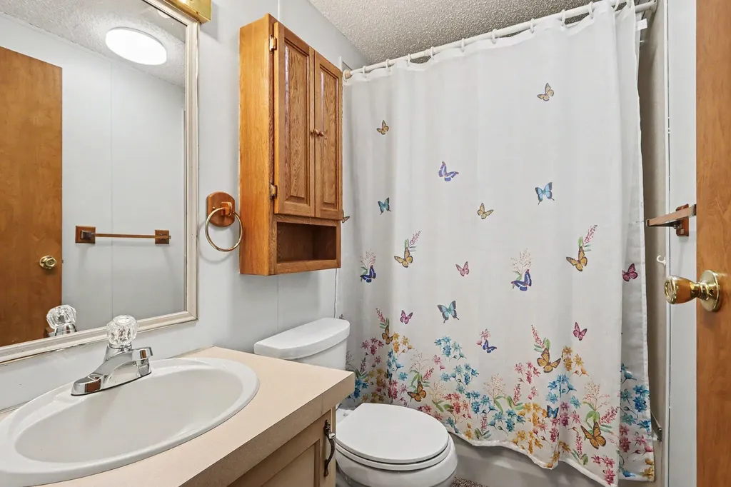 14164 Riverside Drive Constantine Township MI 49042