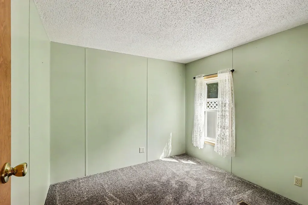 14164 Riverside Drive Constantine Township MI 49042