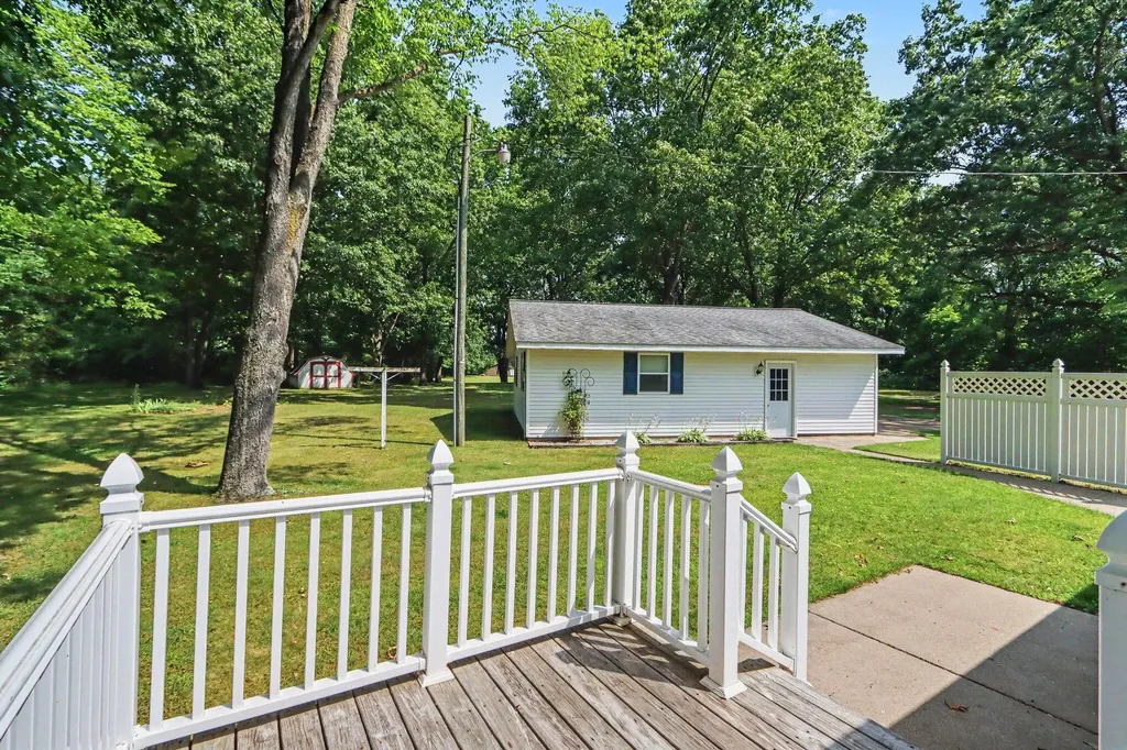 14164 Riverside Drive Constantine Township MI 49042