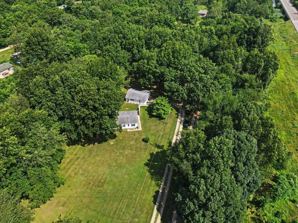 14164 Riverside Drive Constantine Township MI 49042