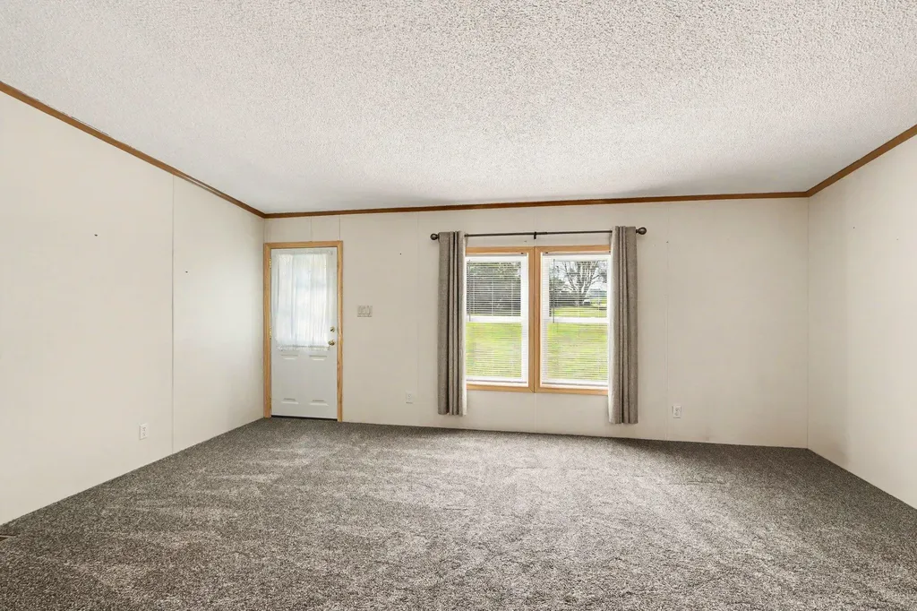 14164 Riverside Drive Constantine Township MI 49042