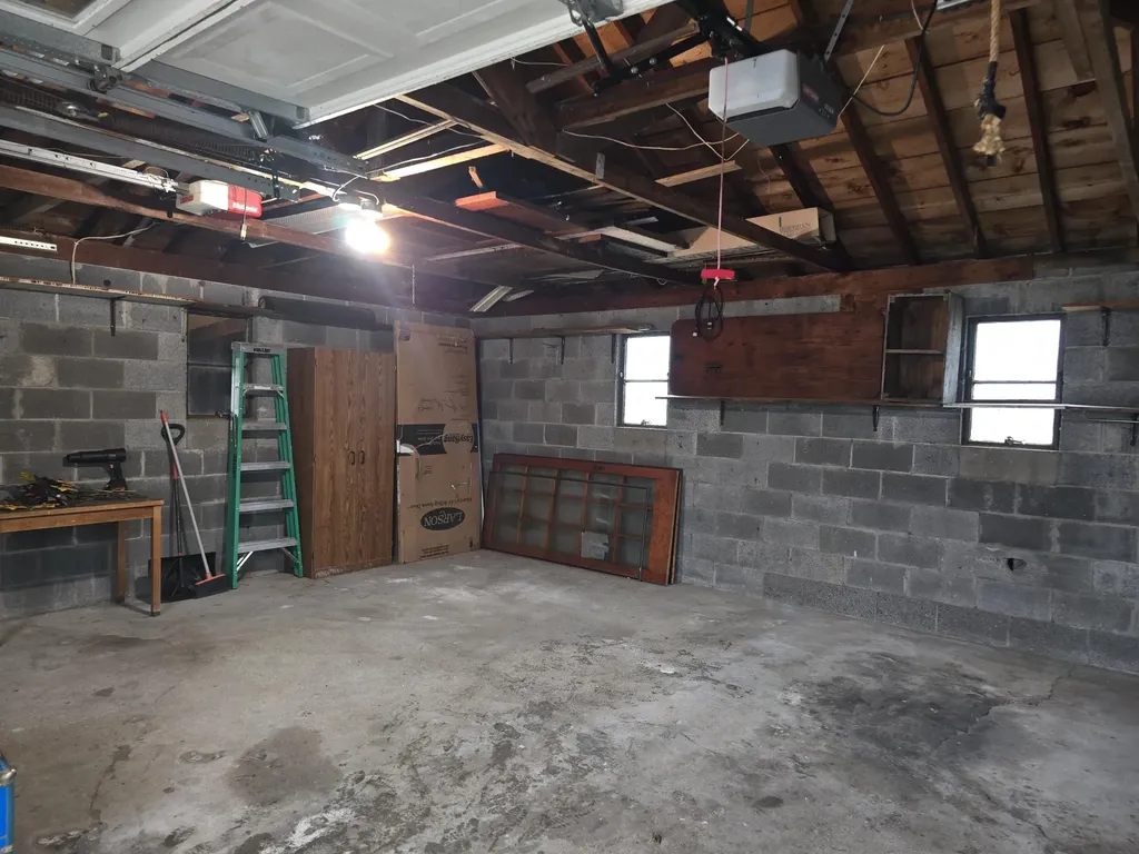 622 Maple Street Colon Village MI 49040