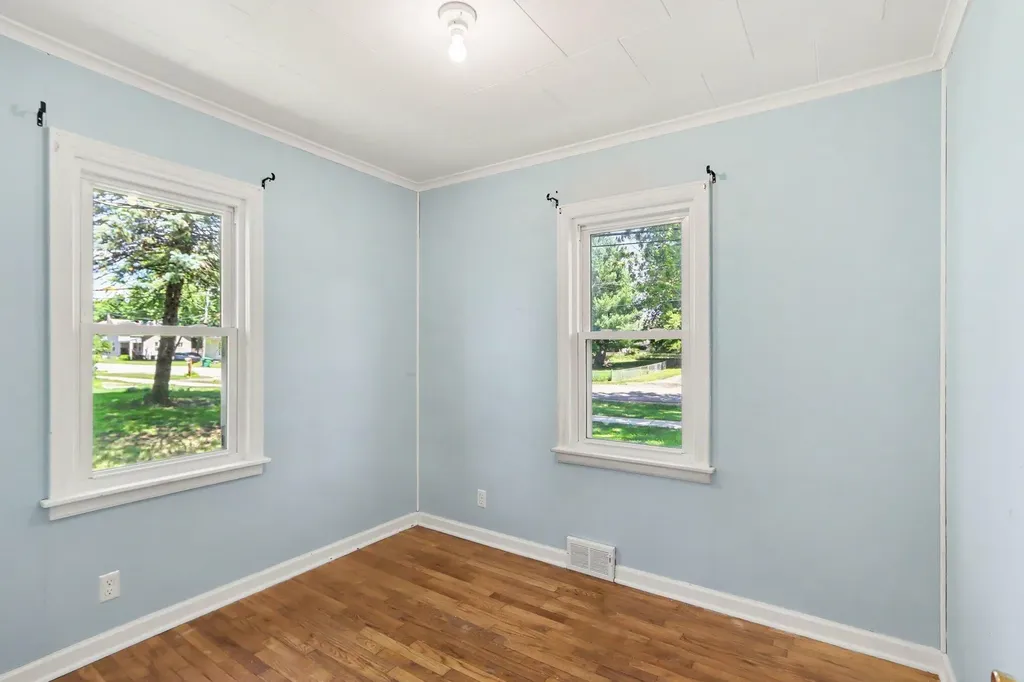 1039 S Constantine Street Three Rivers City MI 49093