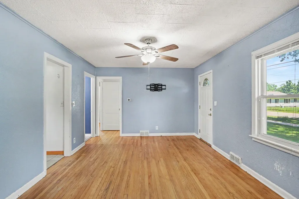 1039 S Constantine Street Three Rivers City MI 49093