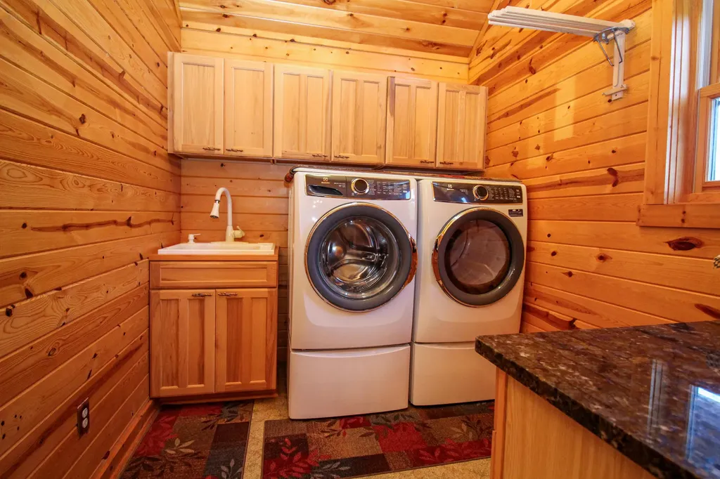 56664 Tanner Trail Lockport Township MI 49093