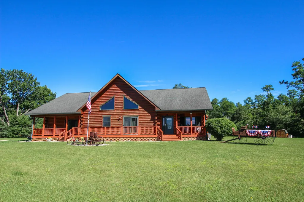 56664 Tanner Trail Lockport Township MI 49093