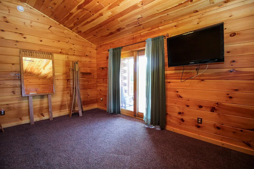 56664 Tanner Trail Lockport Township MI 49093