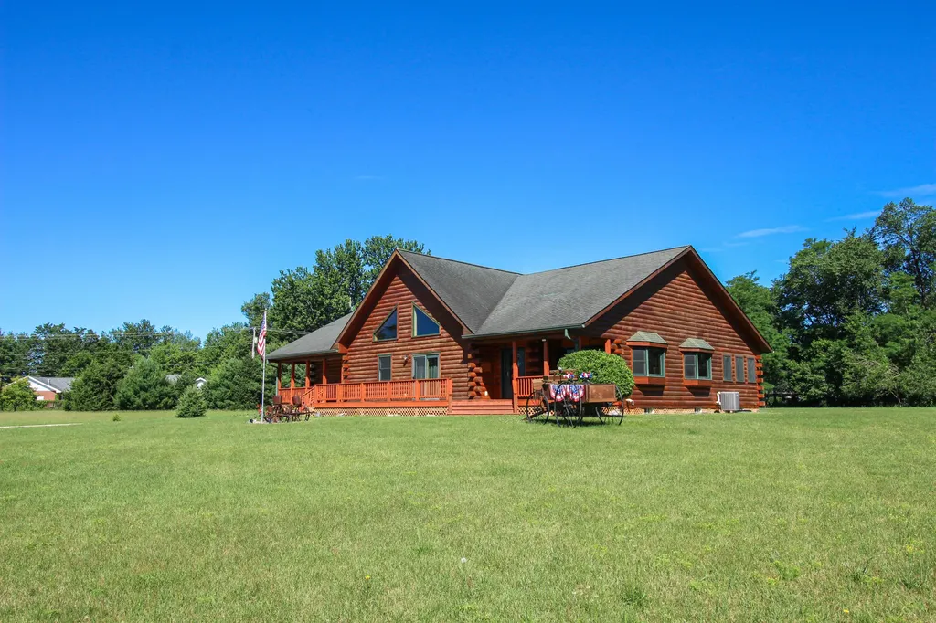 56664 Tanner Trail Lockport Township MI 49093
