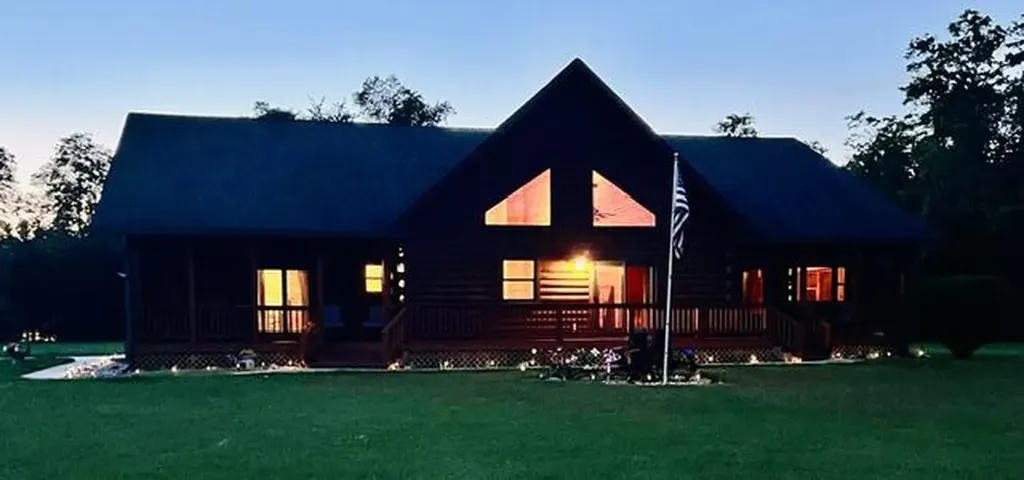 56664 Tanner Trail Lockport Township MI 49093