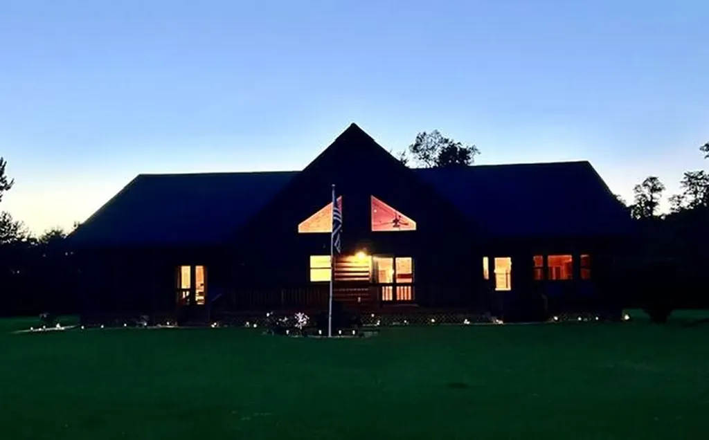 56664 Tanner Trail Lockport Township MI 49093