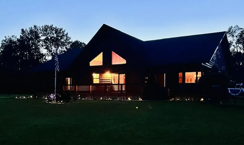 56664 Tanner Trail Lockport Township MI 49093