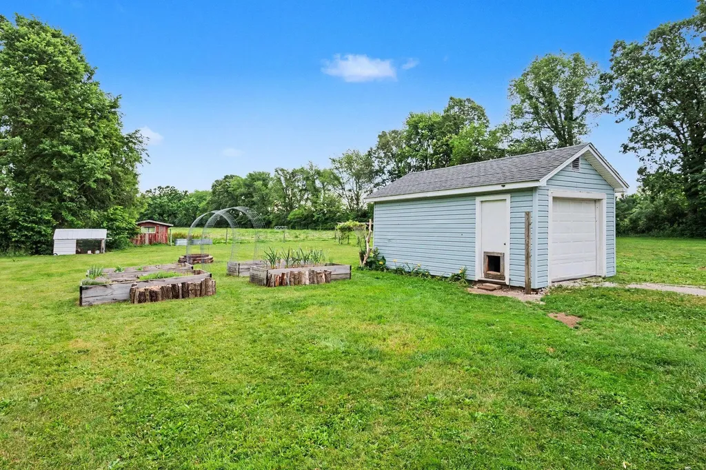 64311 Lutz Road Florence Township MI 49042