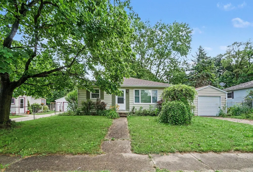 1332 Colgrove Avenue Kalamazoo Charter Township MI 49048