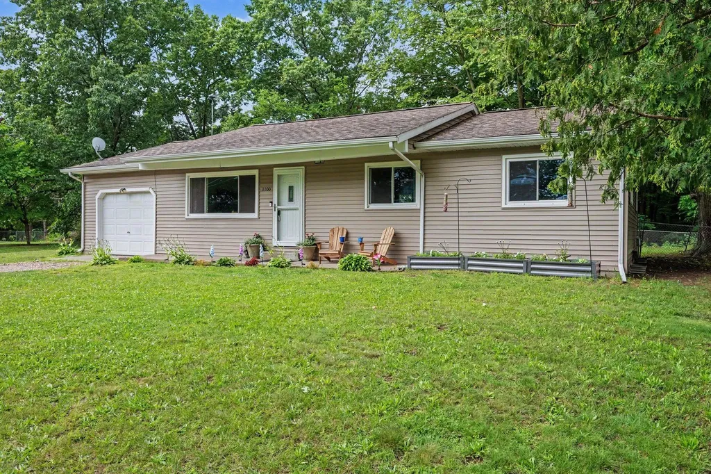 1100 Orchard Drive Three Rivers City MI 49093