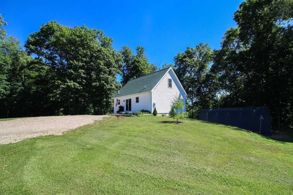 60061 Shafer Brothers Road Fabius Township MI 49093