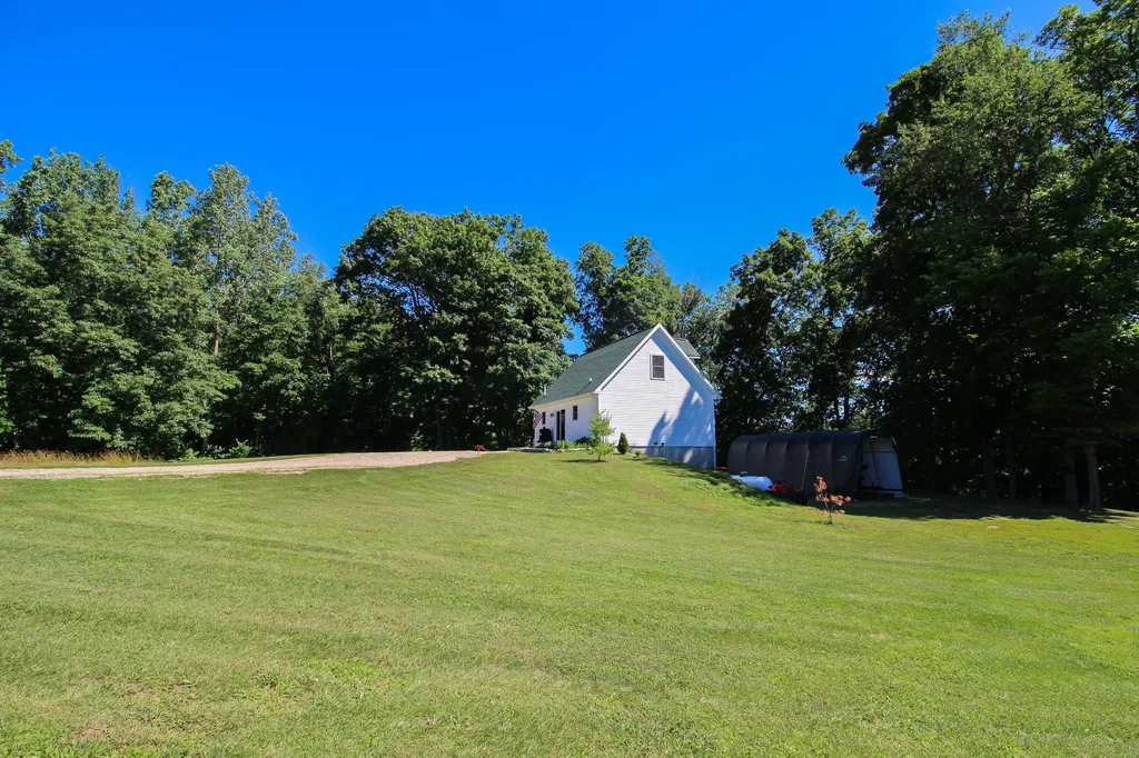 60061 Shafer Brothers Road Fabius Township MI 49093