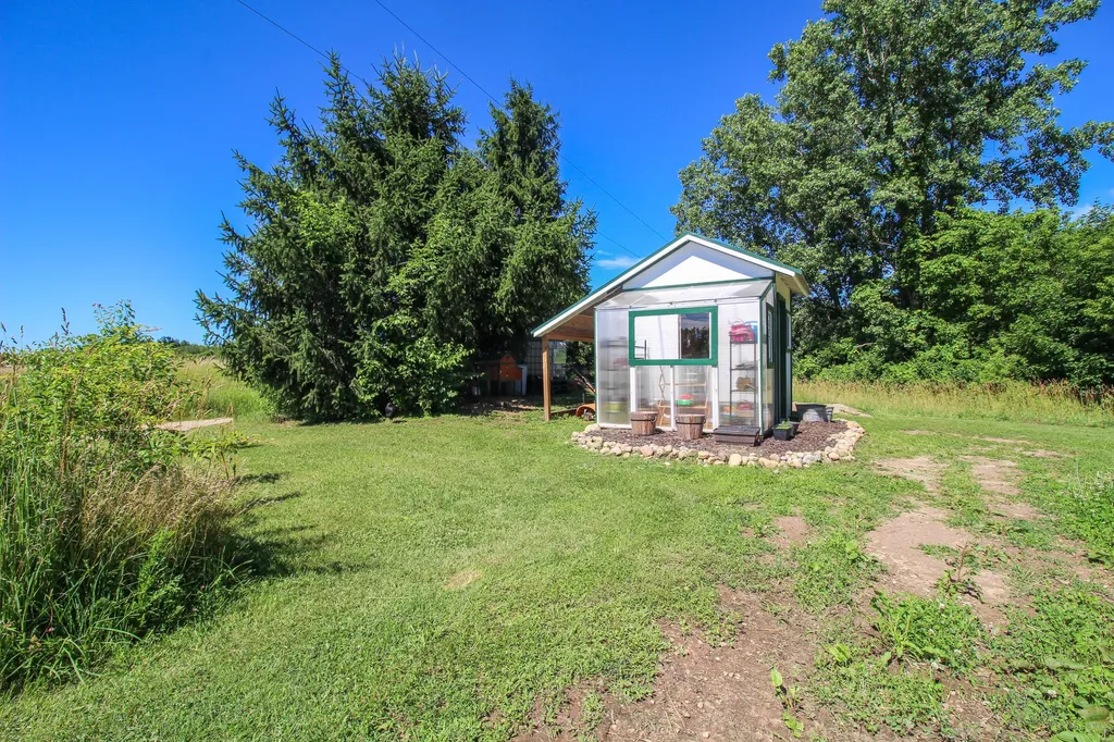 60061 Shafer Brothers Road Fabius Township MI 49093