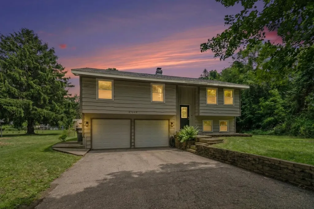47641 County Road 653 Almena Township MI 49079