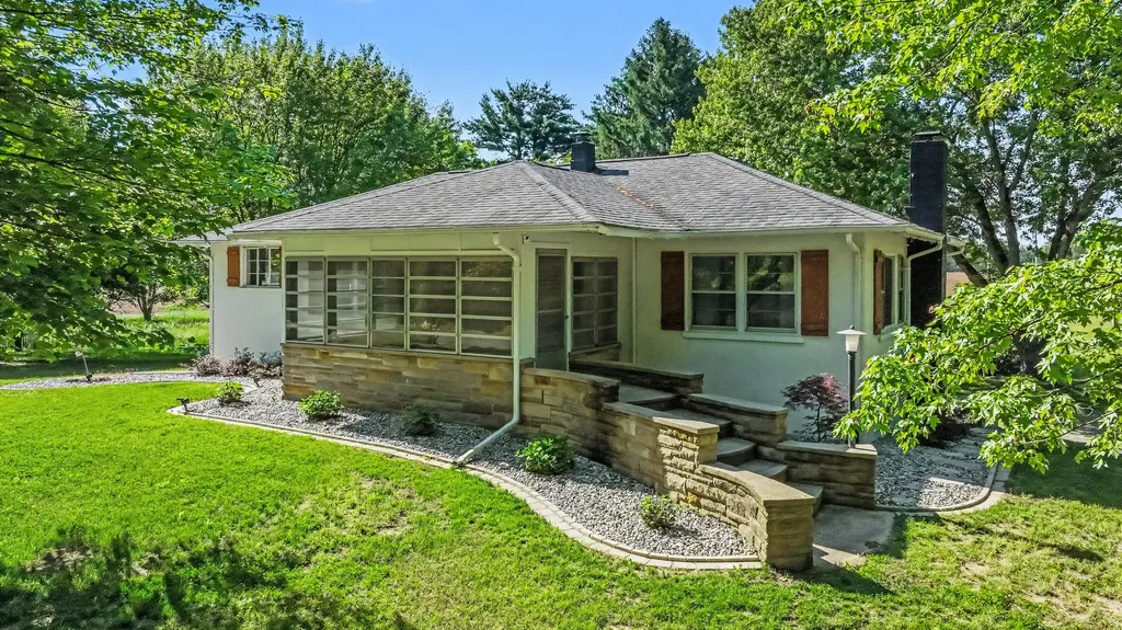 16077 M-216 Park Township MI 49093
