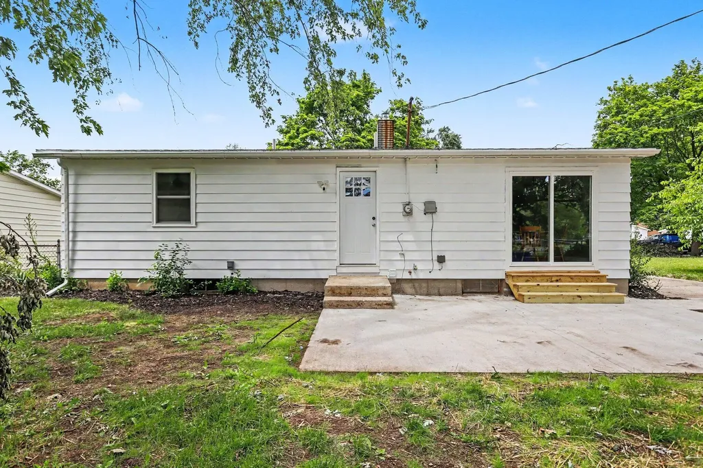 312 Beverly Street Sturgis City MI 49091