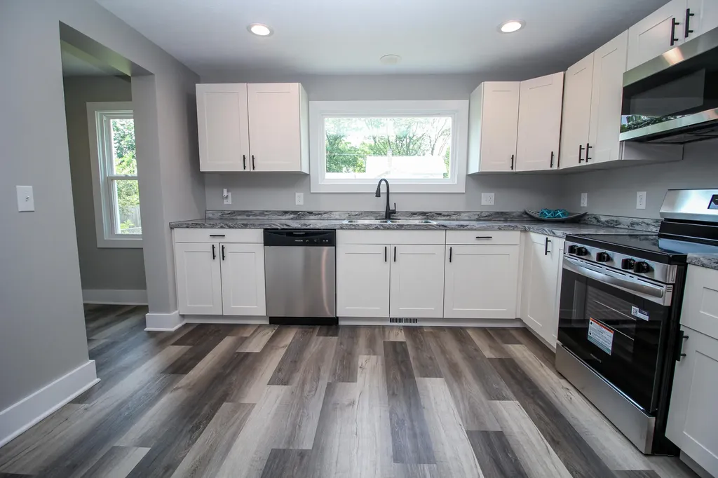 422 Maple Street Three Rivers City MI 49093