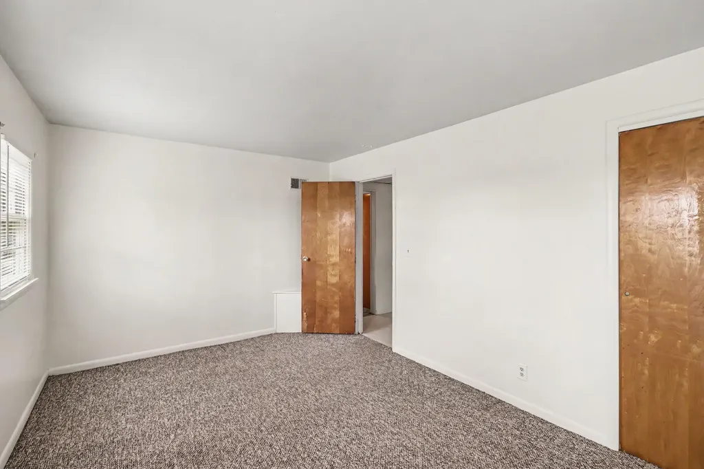 16812 Moorepark Road Park Township MI 49093