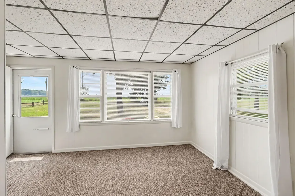 16812 Moorepark Road Park Township MI 49093