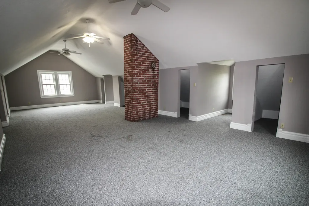 211 N Main Street Three Rivers City MI 49093